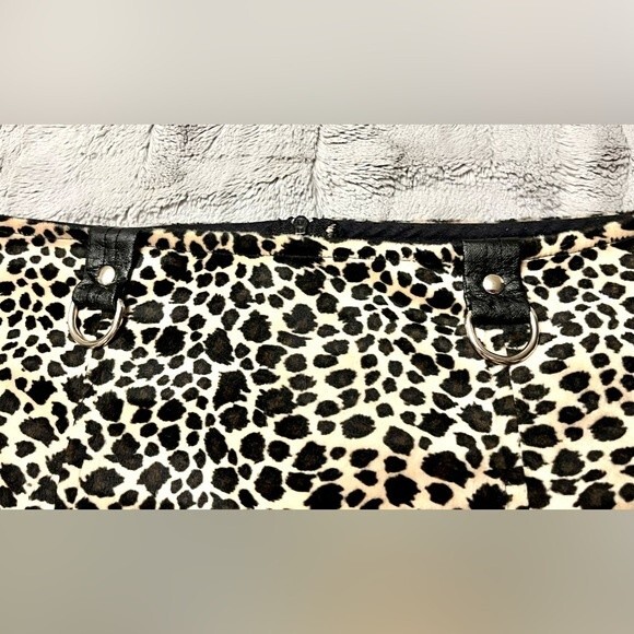 Vintage Y2K Lip Service Leopard Mini Skirt with Front Slits & D Rings SZ Medium - Picture 9 of 10